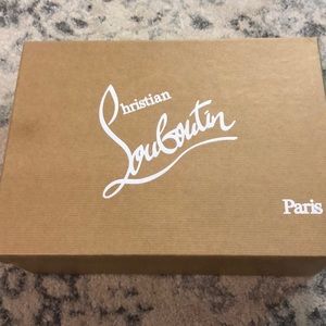 Christian Louboutin pump